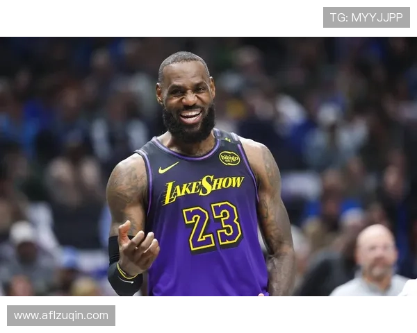 《NBA最新动态:詹姆斯复出引爆赛场 火箭逆转战胜湖人迎来三连胜》 《NBA最新动态:詹姆斯复出引爆赛场 火箭逆转战胜湖人迎来三连胜》